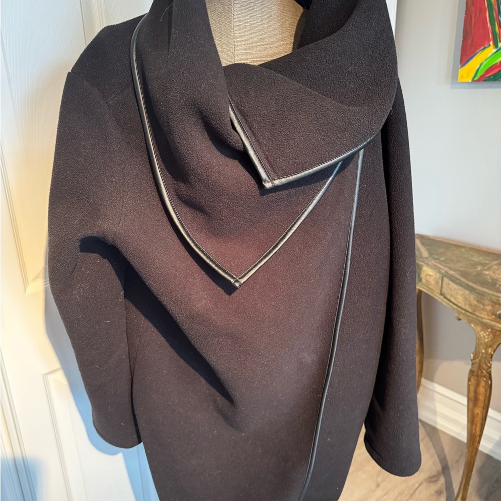 Elegant Black Women's Wrap Jacket